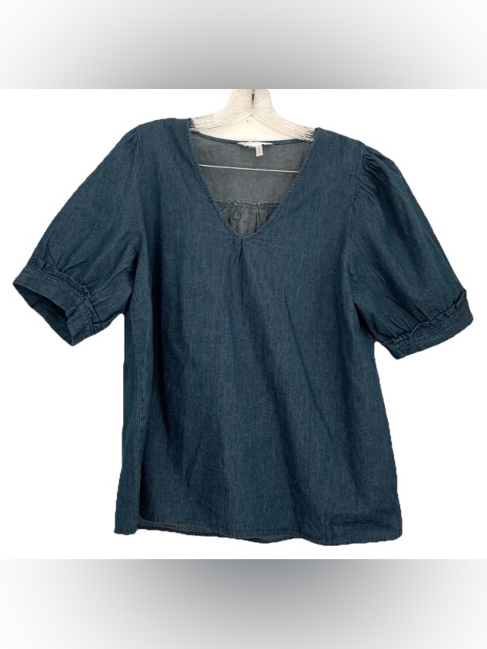 Draper James Top RSVP Blue Denim Puff Sleeve V-Neck Sz M 100% Cotton Blouse